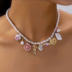 Elegant Pearl Charm Necklace A1222